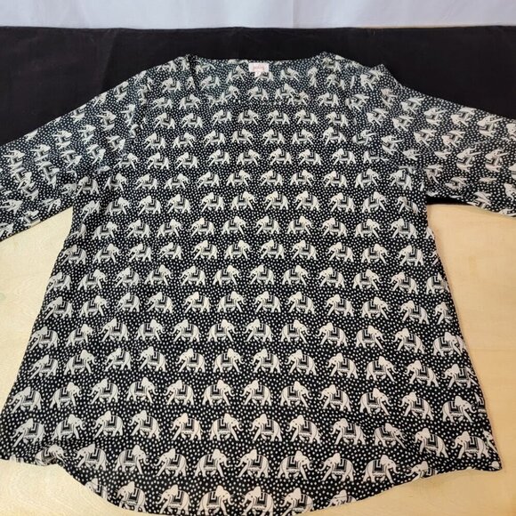 Pixley Elephant Shirt - Adorable and Fun - Size L - Picture 6 of 8